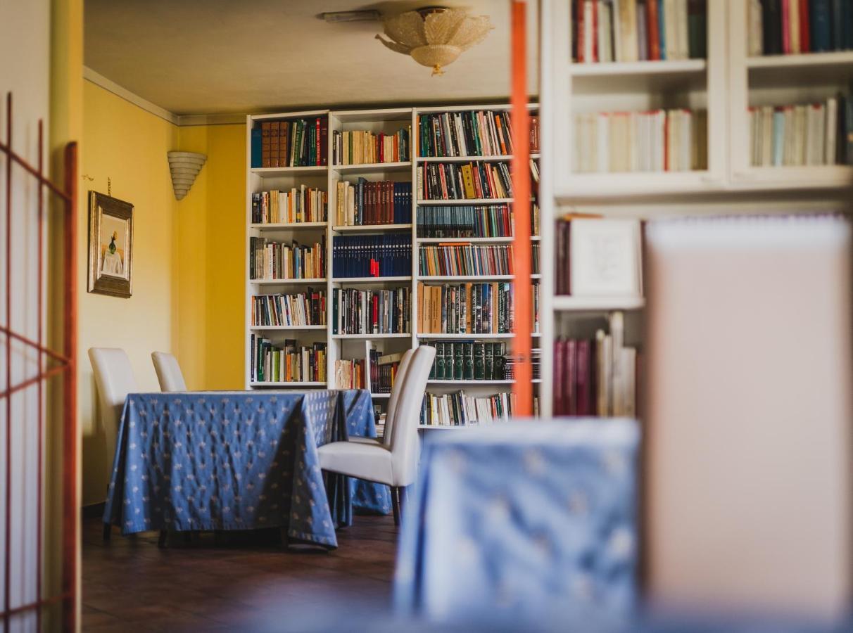 Borgo I Tre Baroni - Spa Suites & Resort Poppi Kültér fotó