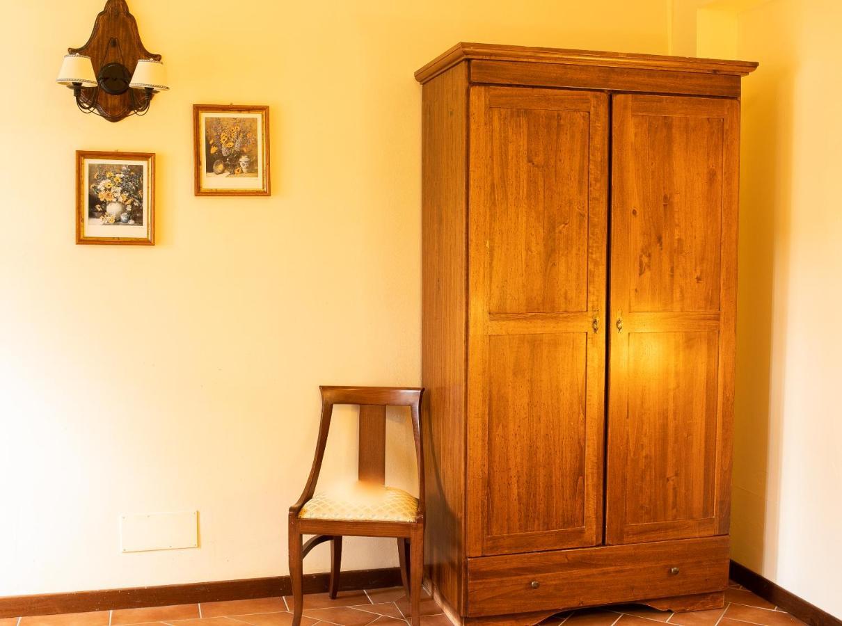 Borgo I Tre Baroni - Spa Suites & Resort Poppi Kültér fotó