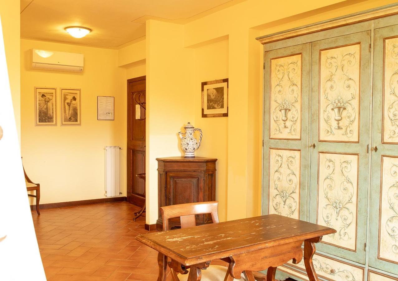 Borgo I Tre Baroni - Spa Suites & Resort Poppi Kültér fotó